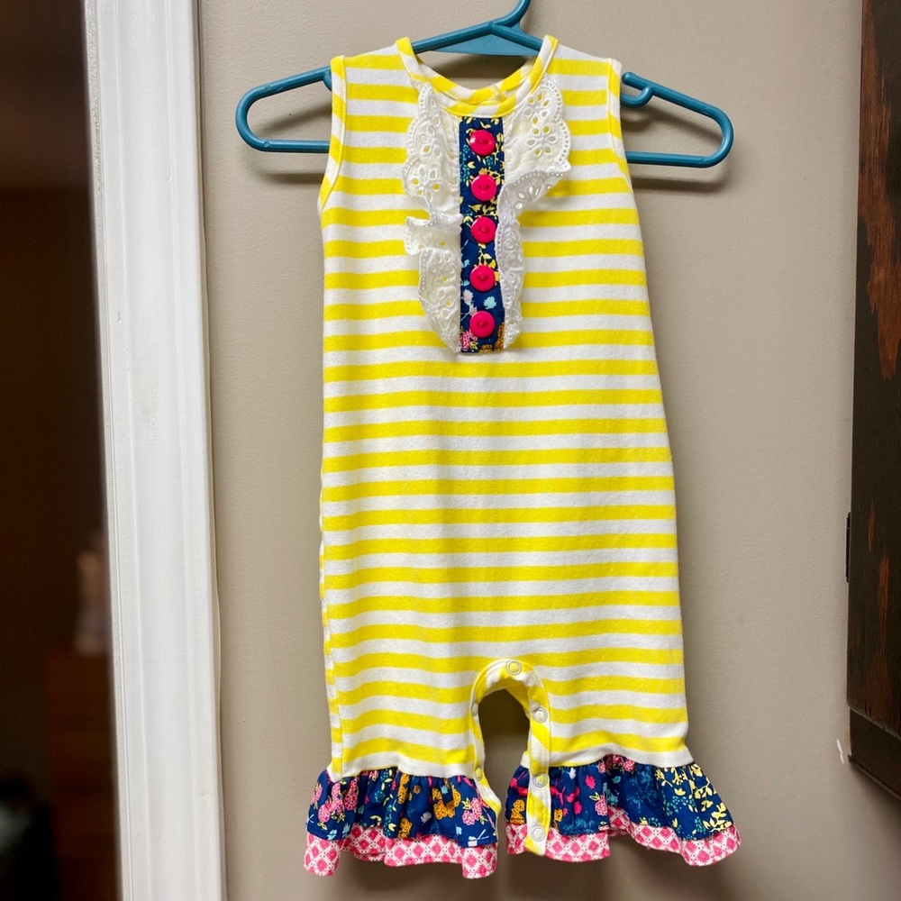 RicRac & Ruffles Body Suit 6-9M